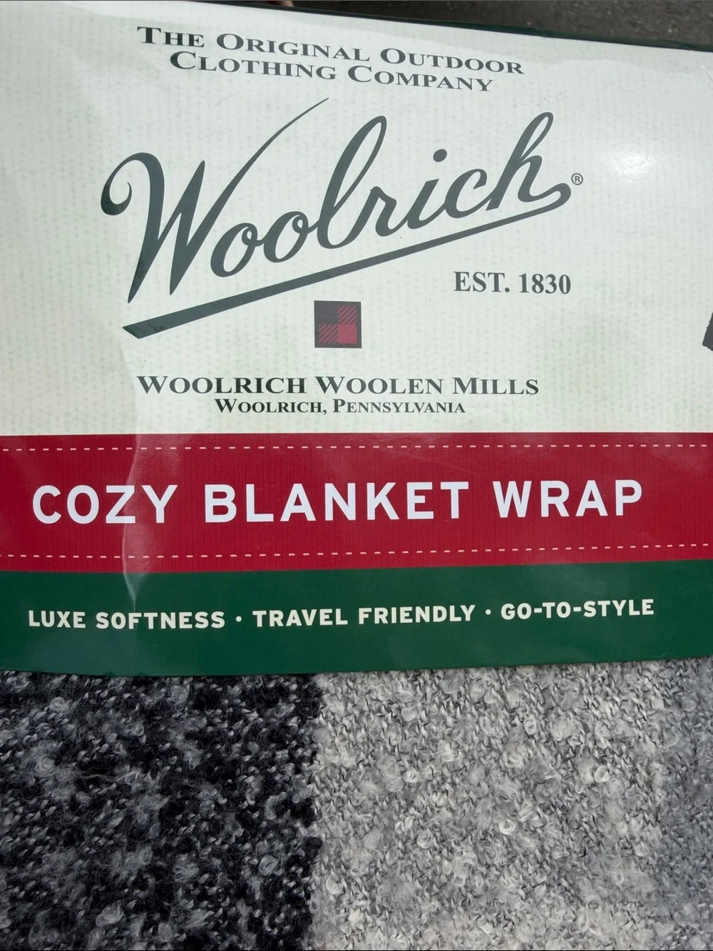 Woolrich Gray Plaid Cozy Blanket Wrap NEW with tags